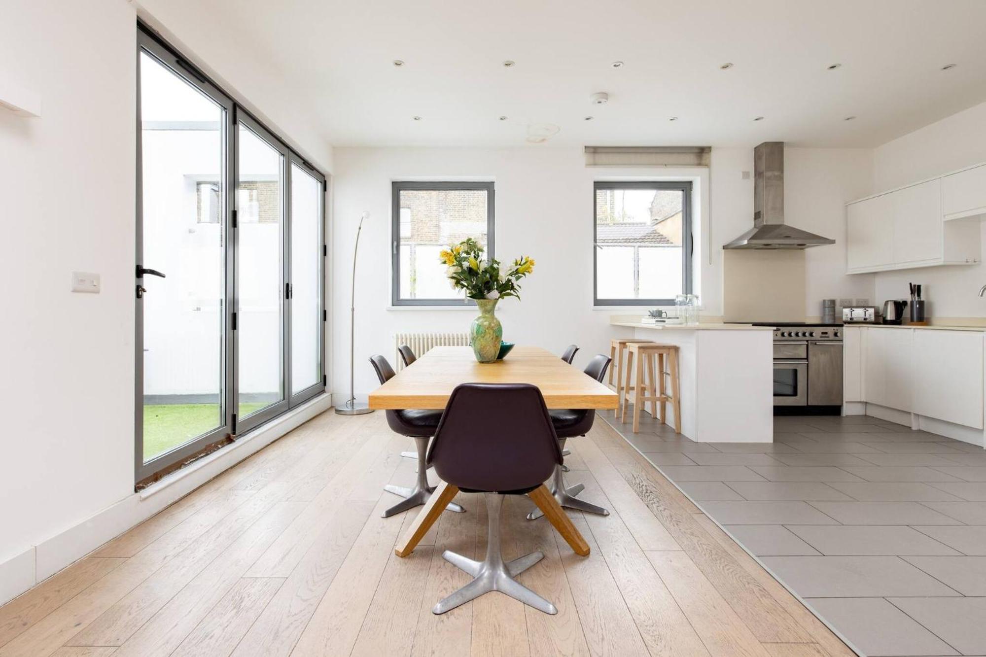 Wild Roses Serviced Apartments - Borough 런던 외부 사진